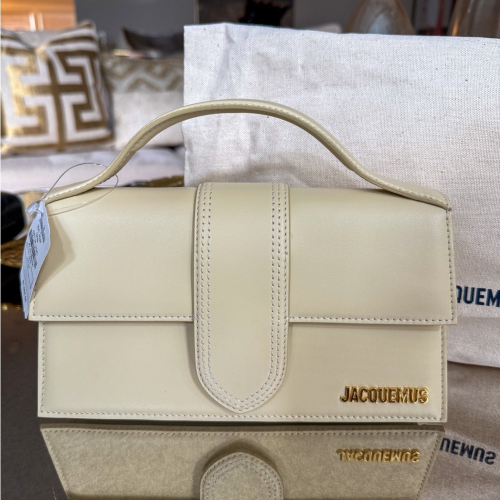 Jacquemus Le Grand Bambino Ivory Bag with Crossbody Strap - Picture 4 of 15